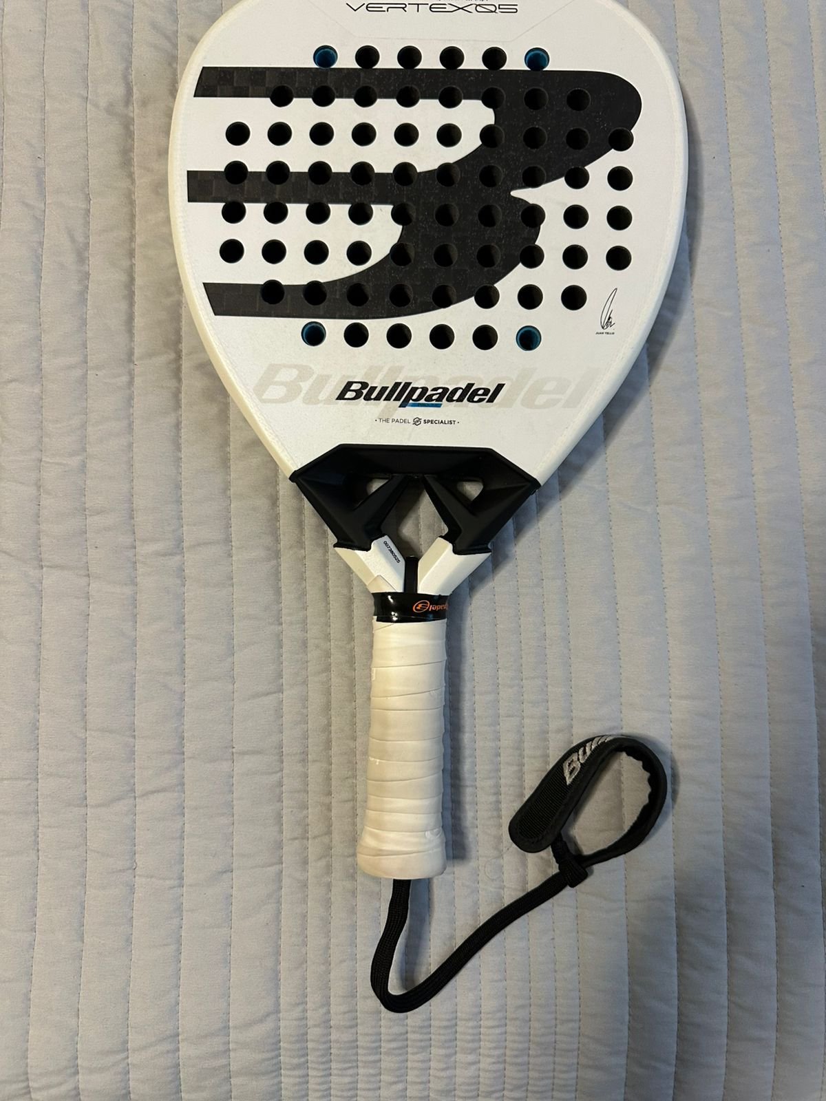 Bullpadel Pala  Padel Bullpadel Vertex 05 Juan Tello 2026